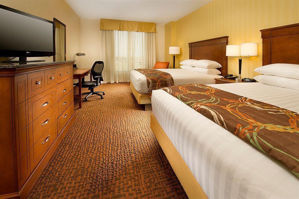Drury Inn&Suites St. Louis Brentwood Buitenkant foto