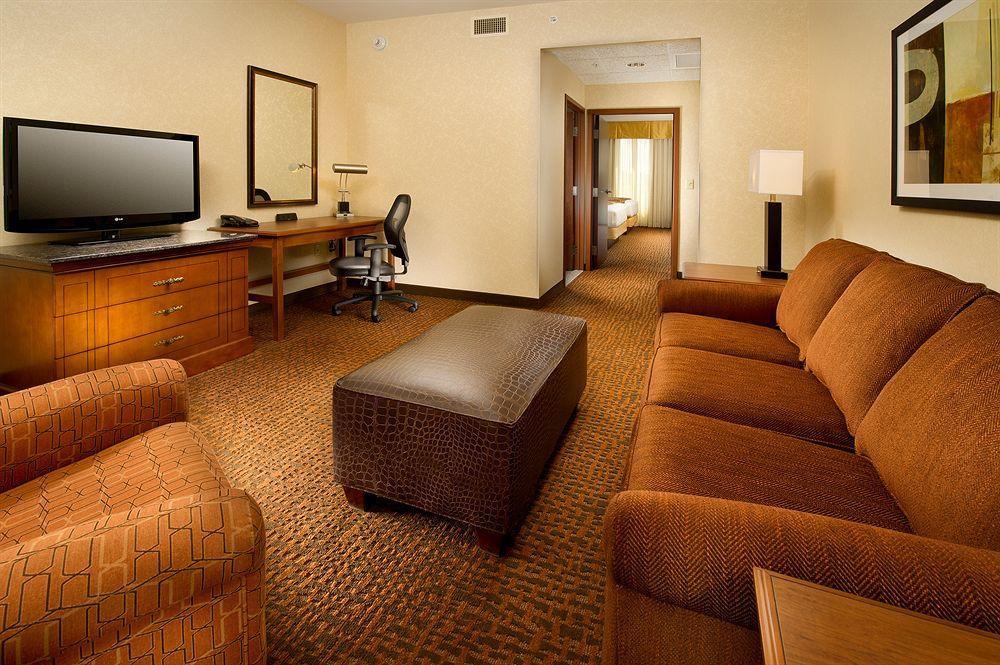 Drury Inn&Suites St. Louis Brentwood Buitenkant foto